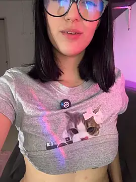 HinaSweet live sex cam