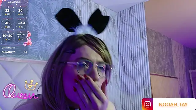 NOOAH_TAY live sex cam