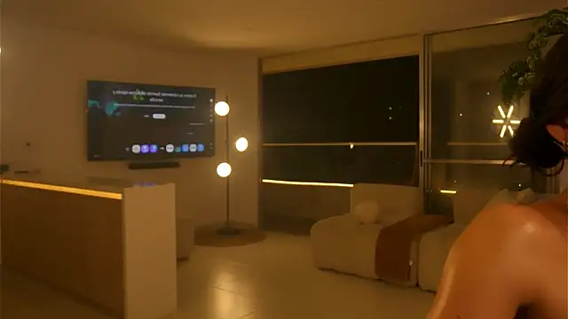 Ms_Sammy's cam snapshot