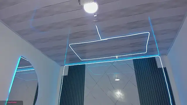 Dani_Gwyneth's cam snapshot