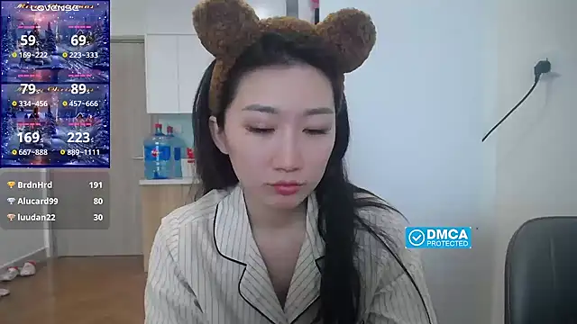 Asiagirll's cam snapshot