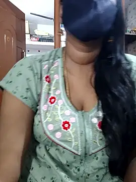 Tamil_Meera12's cam snapshot