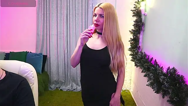 AlisaAleksandr's cam snapshot