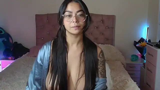 miaa_saenz1's cam snapshot