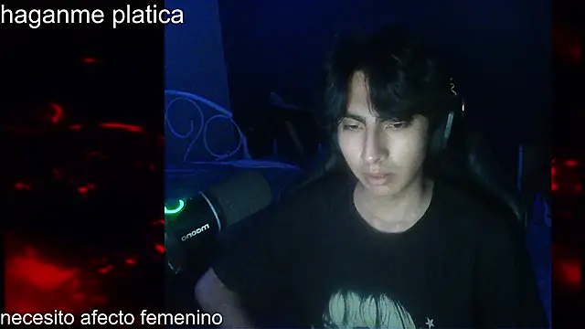 KonanStrip live sex cam