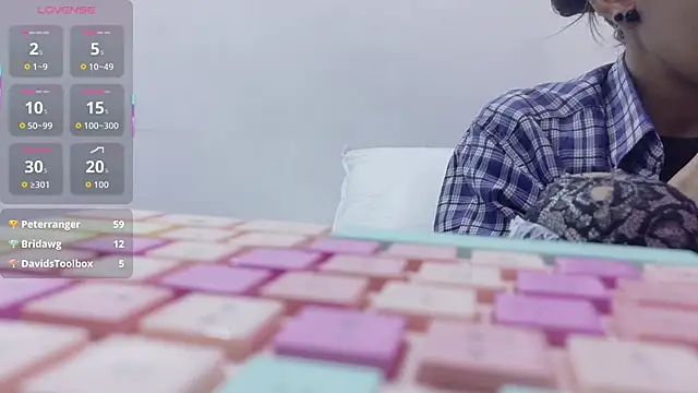 yourcuteneighbourr live sex cam