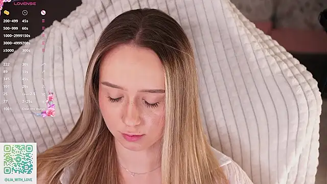 HollisBeckett live sex cam