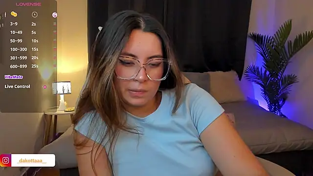 dakottaa_ live sex cam