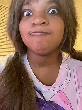 AwkwardJasminee's cam snapshot