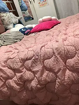 Rachellcooperrr's cam snapshot