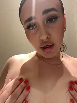 KiraSunshine live sex cam