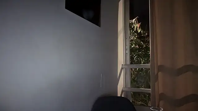 romeolovedark live sex cam