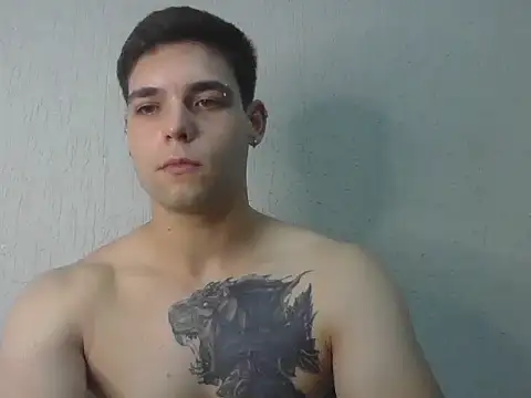 Zure-xxx live sex cam