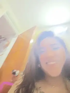 angellique_22's cam snapshot