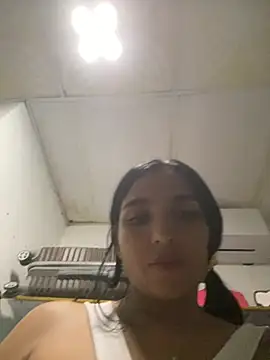 JanyLunaBJ's cam snapshot