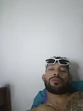 Kingbigcock23cm's cam snapshot