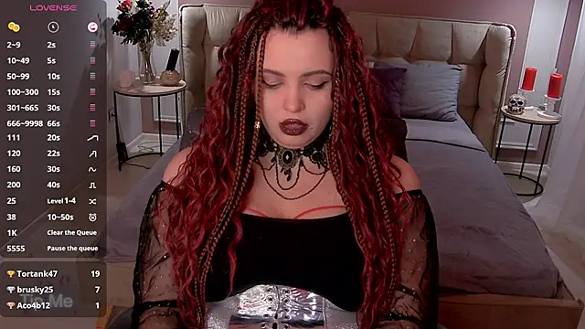 Miss_Maya_Mils's cam snapshot