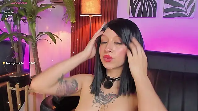 Georgina_caruso's cam snapshot