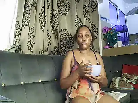 liz_cutie's cam snapshot