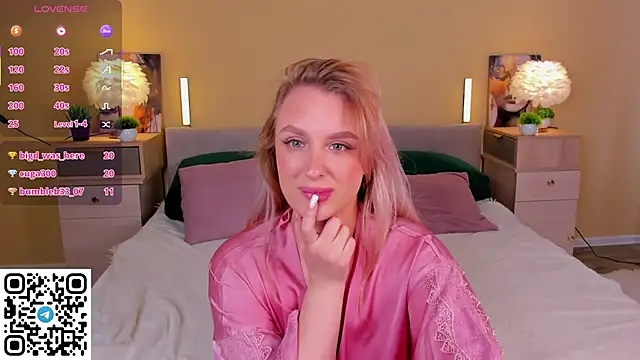 KiraRuiz's cam snapshot