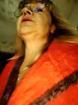 gentleblonde's cam snapshot