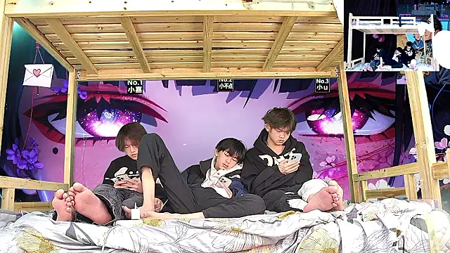 xiaohuangren01 live sex cam