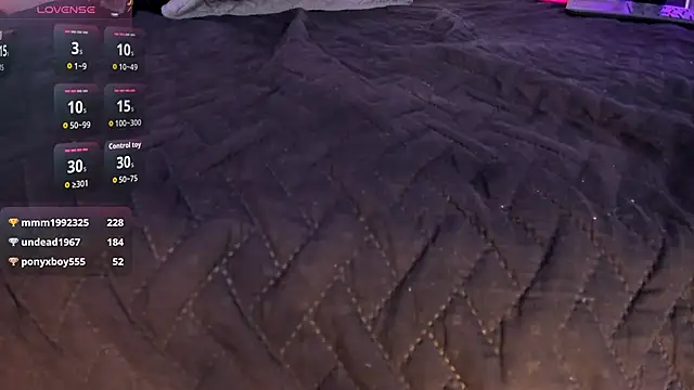 Lucia_velez's cam snapshot