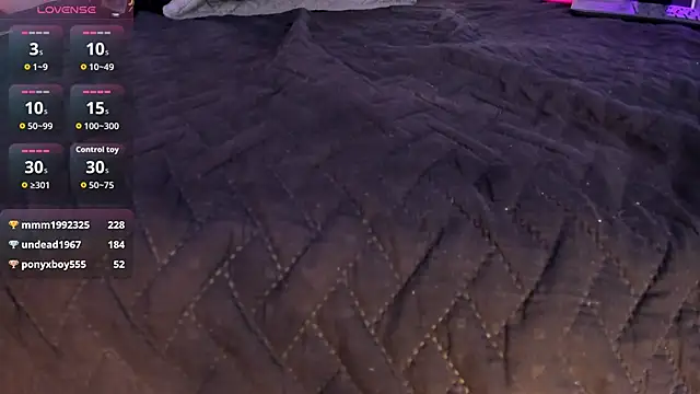 Lucia_velez's cam snapshot