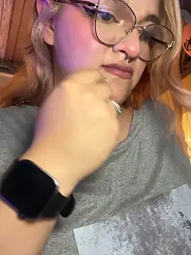 Sophia_Weest99's cam snapshot