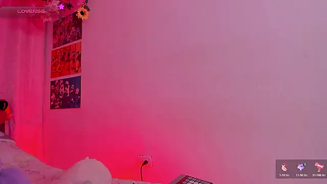 MissCurvyTop's cam snapshot