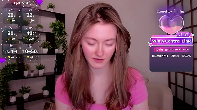 KateCuddle's cam snapshot