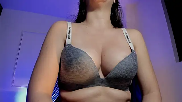 MeganWhite3's cam snapshot