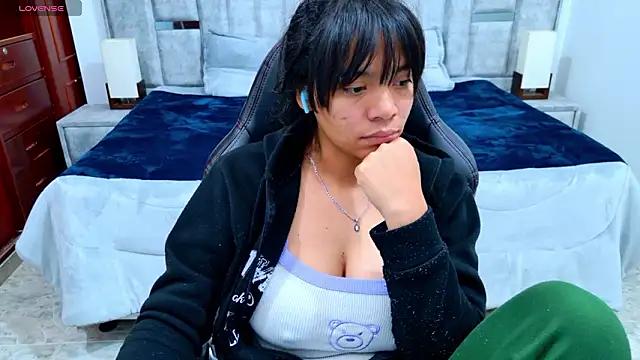 laureentt_'s cam snapshot