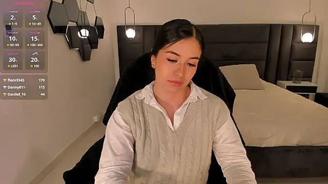 MilaColeman live sex cam