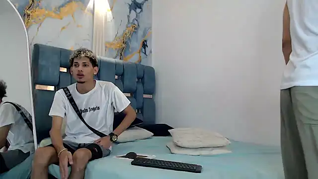 YOUNG_GUYS1 live sex cam