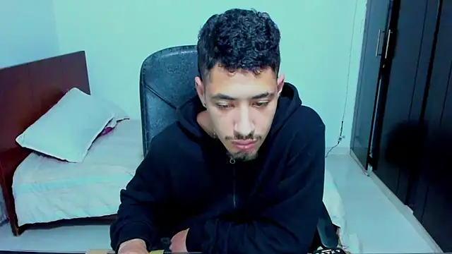 Chandler_ken live sex cam