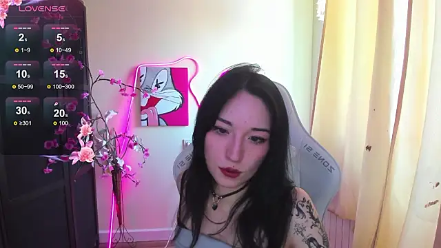 AliceeinWonderlanddd's cam snapshot