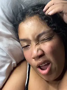 PetiteKattia live sex cam