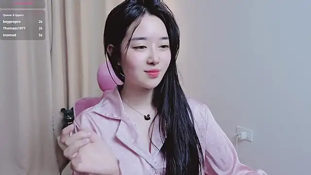 Miu-999 live sex cam