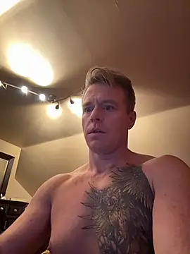 DILFiGuess1 live sex cam