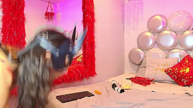 Lia_Valmont's cam snapshot