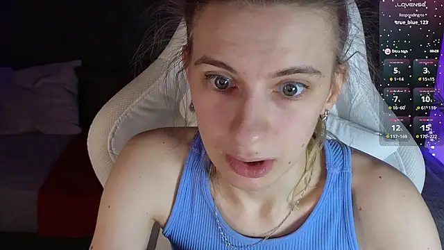 kaleriyaa_'s cam snapshot