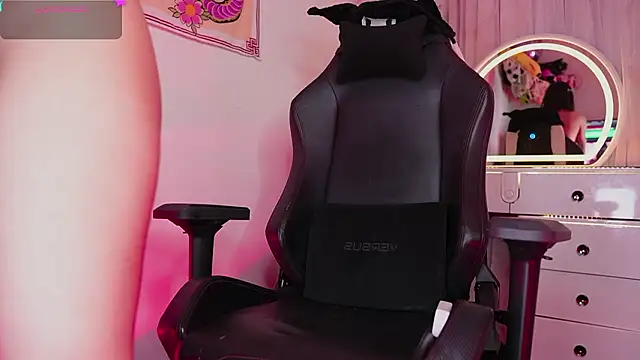 _nanaleon_'s cam snapshot