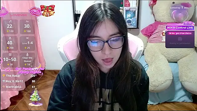 Maggie_Fox3's cam snapshot