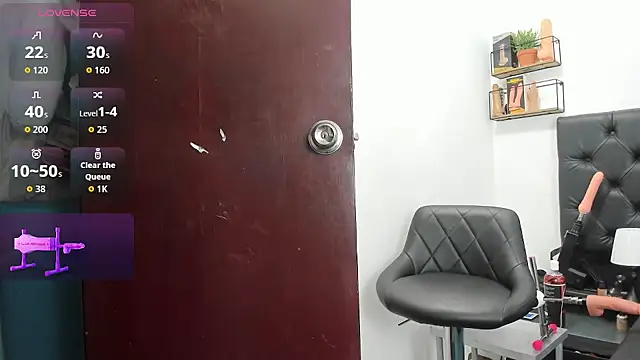 Ember_Moon live sex cam