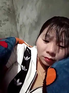 vangkt-cute's cam snapshot