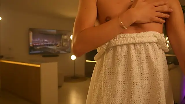 Ms_Sammy's cam snapshot