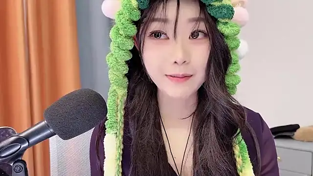 smalldaisy's cam snapshot