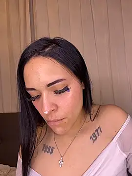 cristal__violetaa's cam snapshot