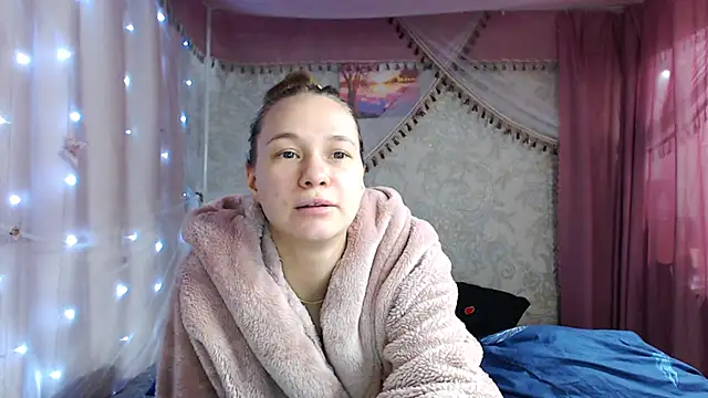 leila_bambi_'s cam snapshot